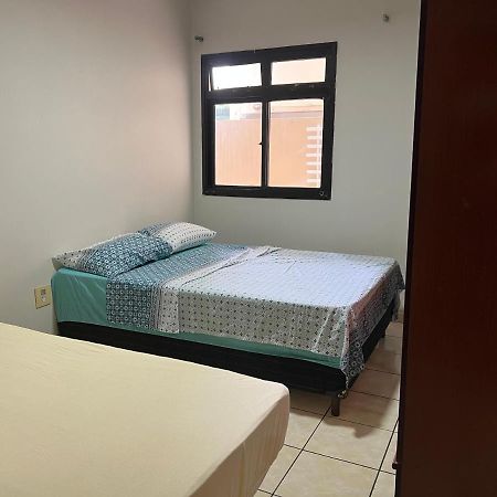 Apartamento 4 Quartos Av Beira Mar Nº 36 - Edif Canto Nobre - Guarapari Es エクステリア 写真