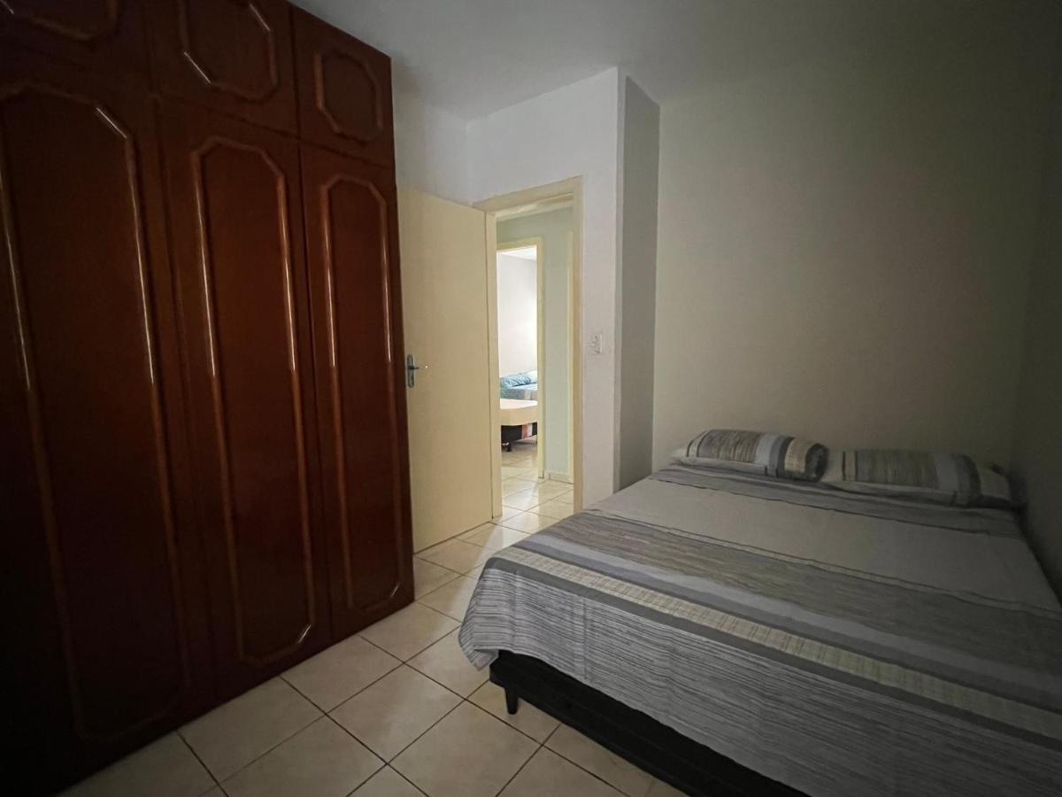 Apartamento 4 Quartos Av Beira Mar Nº 36 - Edif Canto Nobre - Guarapari Es エクステリア 写真