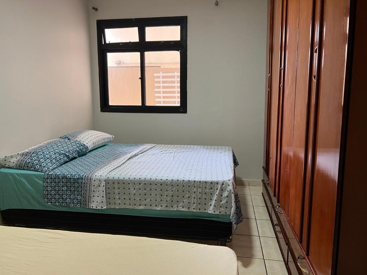 Apartamento 4 Quartos Av Beira Mar Nº 36 - Edif Canto Nobre - Guarapari Es エクステリア 写真